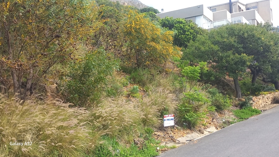  Bedroom Property for Sale in Gordons Bay Central Western Cape